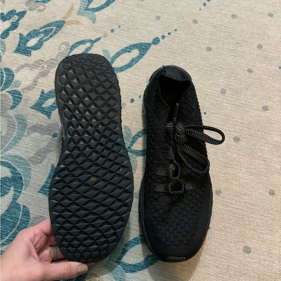 Black NOBULL running shoes - Picture 3 of 4